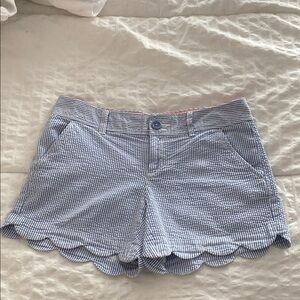 Lilly Pulitzer Blue and White seersucker Buttercup shorts in size 0